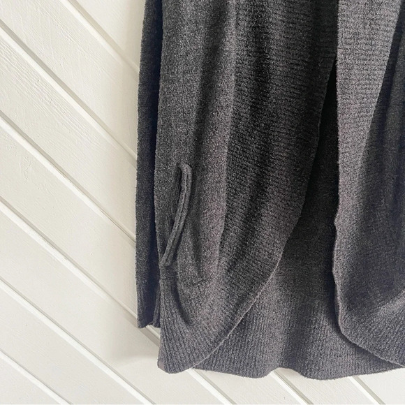 Barefoot Dreams CozyChic Lite Circle Cardigan in Black / Dark Grey Size Medium - Picture 5 of 8